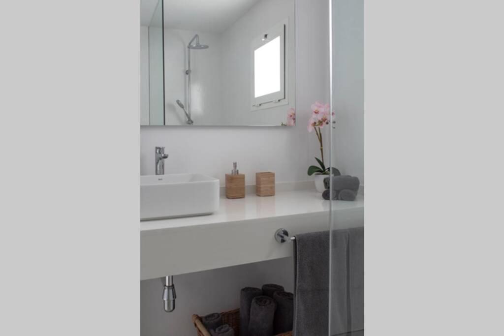 Apartamento Aguaviva, Tu Lugar Al Lado Del Oceano Costa Teguise Exterior photo